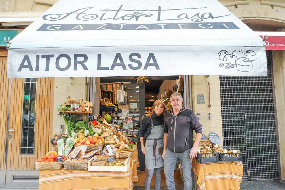 AITOR LASA GAZTATEGIA, Zaharrean, Alde Zaharreko Merkatarien Elkartea, Centro Comercial de la Parte Vieja de San Sebastián