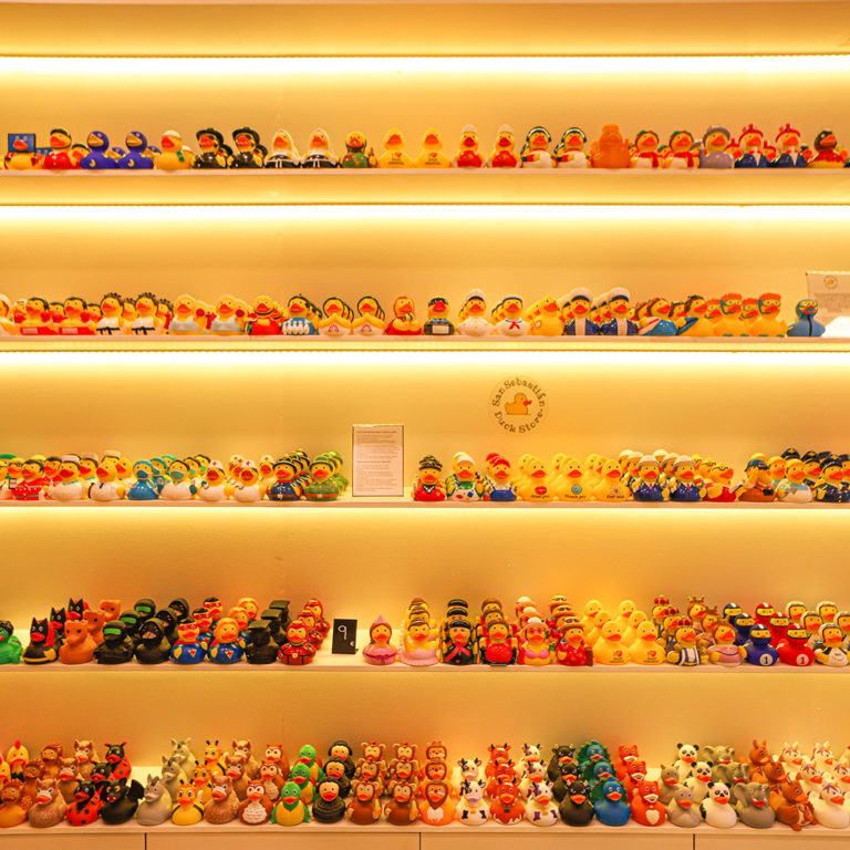 DUCK STORE, Zaharrean, Alde Zaharreko Merkatarien Elkartea, Centro Comercial de la Parte Vieja de San Sebastián