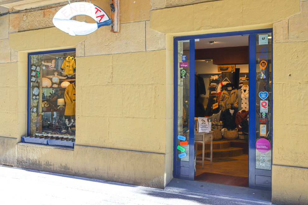 Enbata, Zaharrean, Alde Zaharreko Merkatarien Elkartea, Centro Comercial de la Parte Vieja de San Sebastián