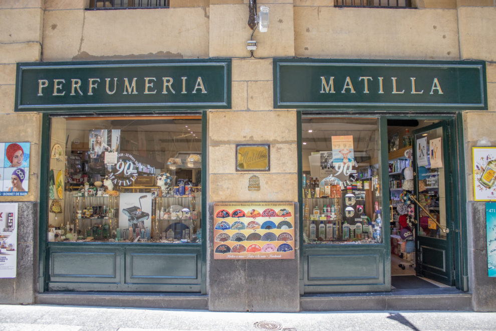 PERFUMERIA MATILLA, Zaharrean, Alde Zaharreko Merkatarien Elkartea, Centro Comercial de la Parte Vieja de San Sebastián