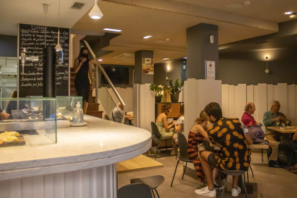 RESTAURANTE CASA UROLA, Zaharrean, Alde Zaharreko Merkatarien Elkartea, Centro Comercial de la Parte Vieja de San Sebastián