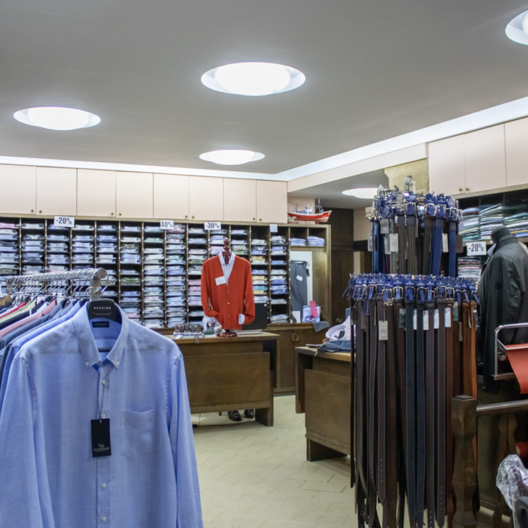 CAMISERÍA OLANO, Zaharrean, Alde Zaharreko Merkatarien Elkartea, Centro Comercial de la Parte Vieja de San Sebastián